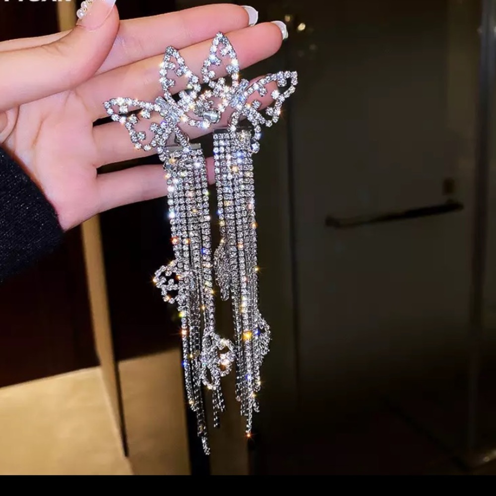 Butterfly Fringe Shoulder Length Rhinestone Chandelier Event Earrings - Picture 3 of 6